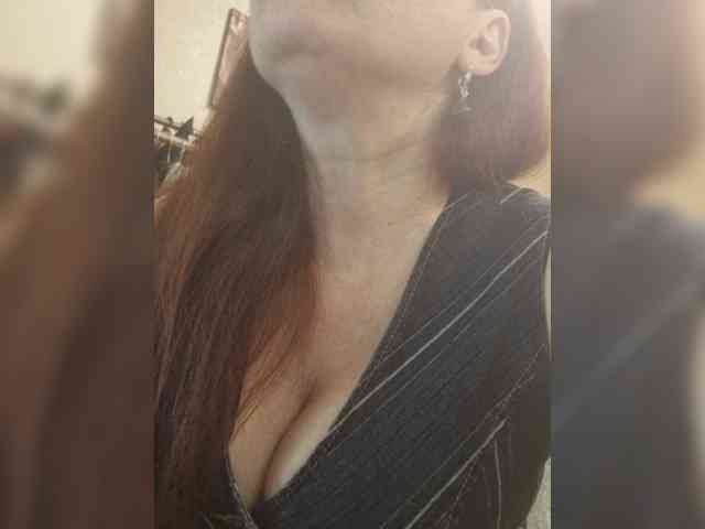 Flirt_Red webcam