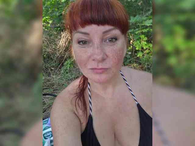 Flirt_Red webcam