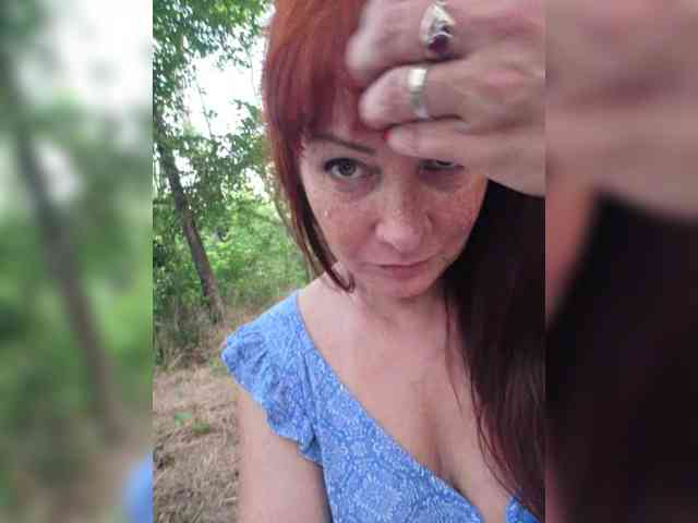 Flirt_Red webcam