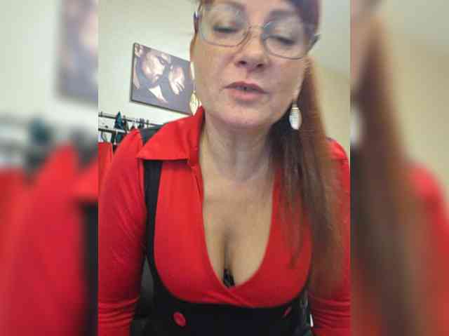 Flirt_Red webcam