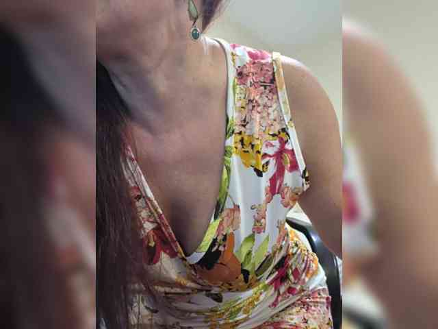 Flirt_Red webcam
