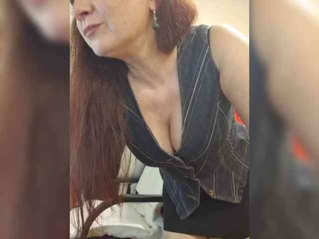 Flirt_Red webcam