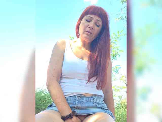Flirt-Red Live Webcam on BongaCams