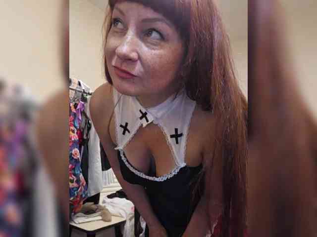 Flirt_Red webcam
