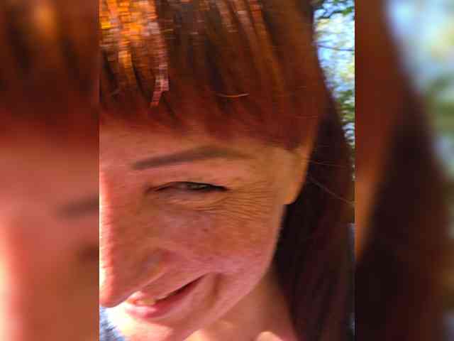 Flirt_Red webcam