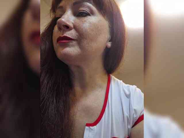 Flirt_Red webcam
