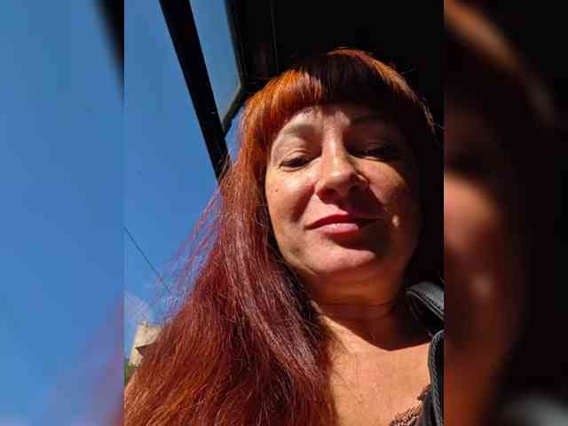 Flirt_Red webcam