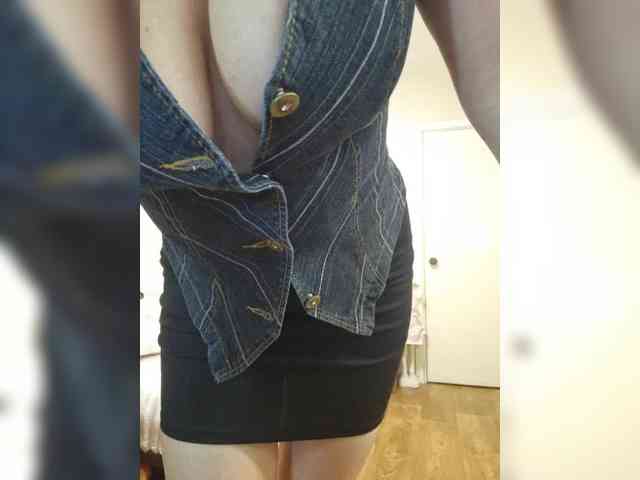 Flirt_Red webcam