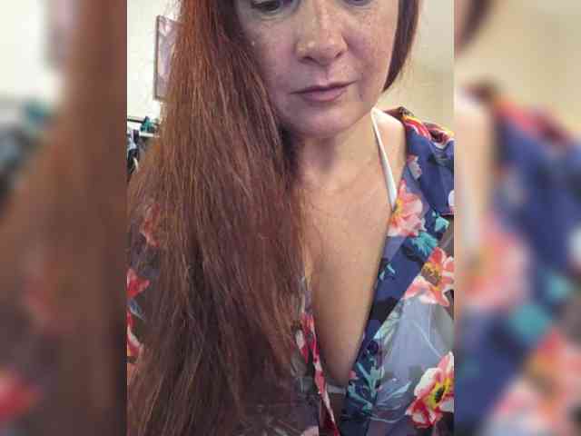 Flirt-Red Sex Cam Show