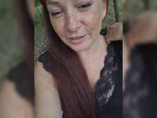 Flirt_Red webcam