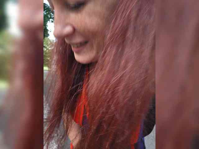 Flirt_Red webcam