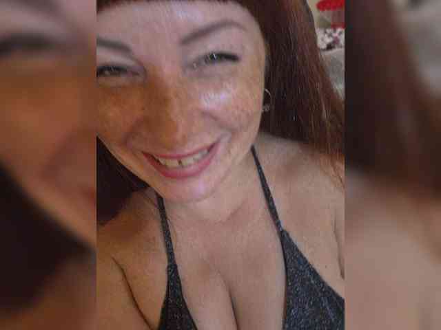 Flirt_Red webcam