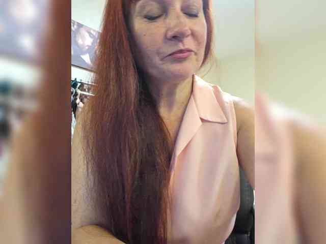 Flirt_Red webcam