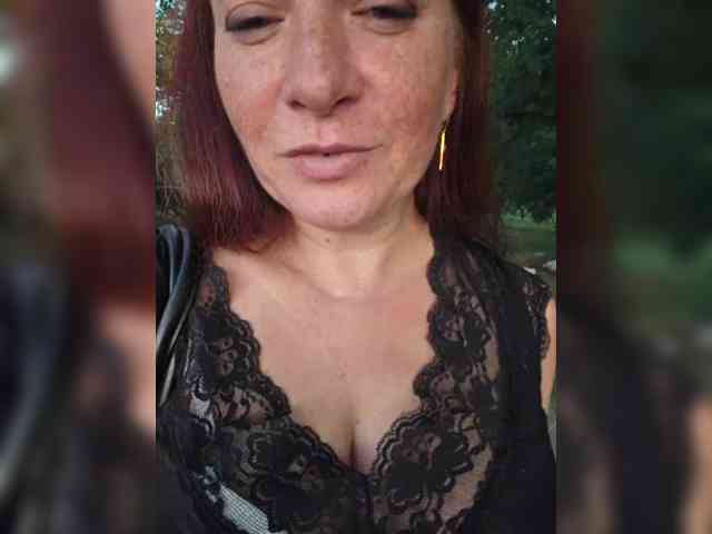 Flirt_Red webcam