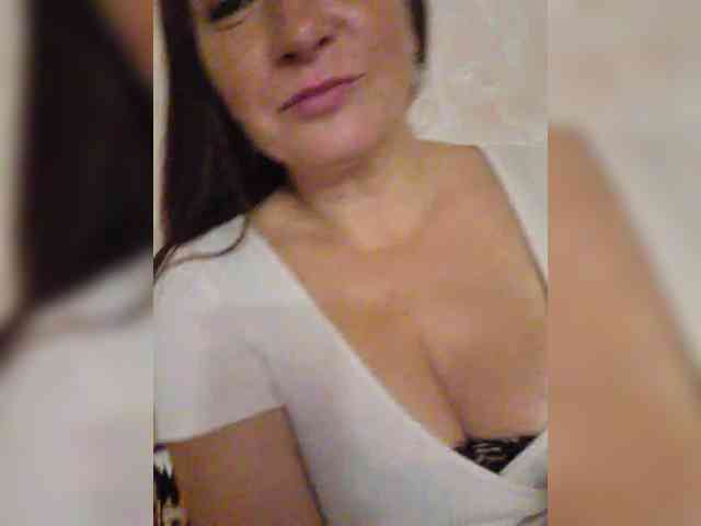 Flirt_Red webcam