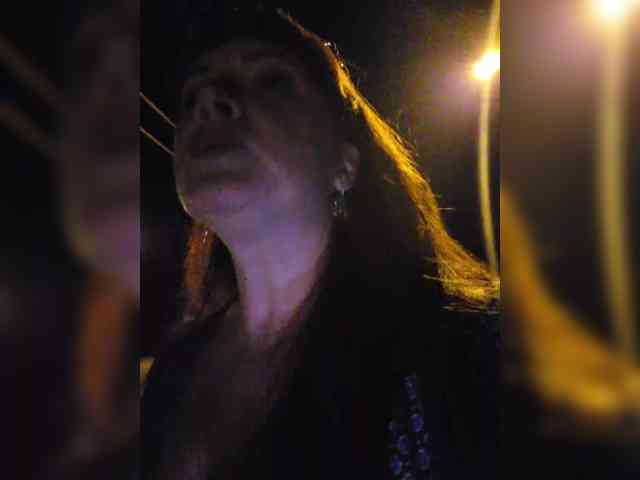 Flirt_Red webcam