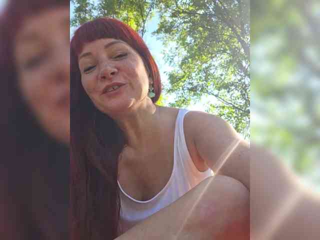 Flirt-Red Live Webcam on BongaCams