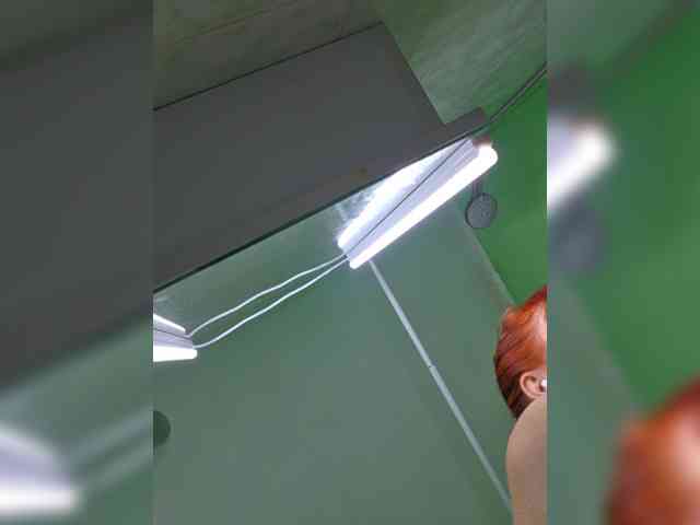 Flirt_Red webcam