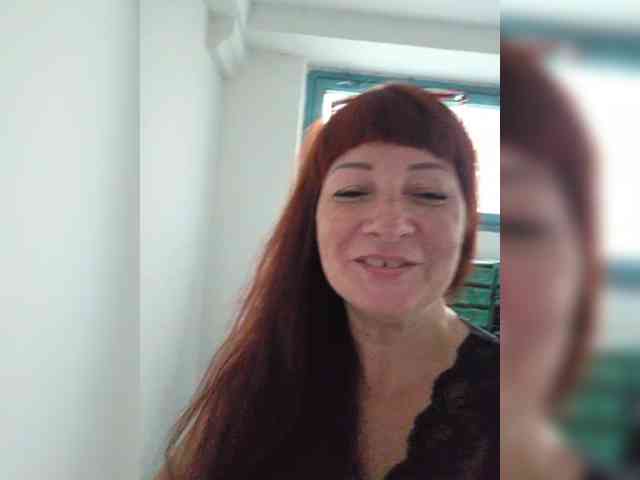 Flirt_Red webcam