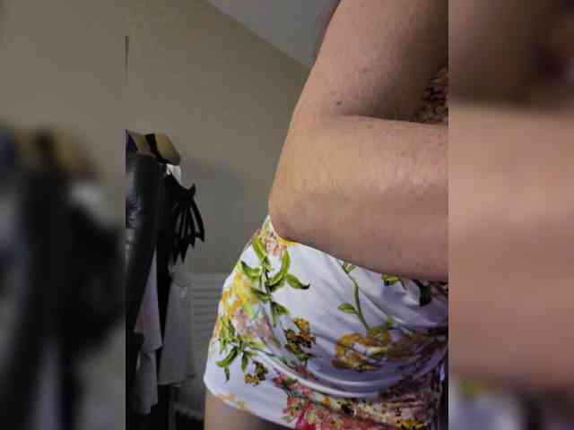 Flirt_Red webcam