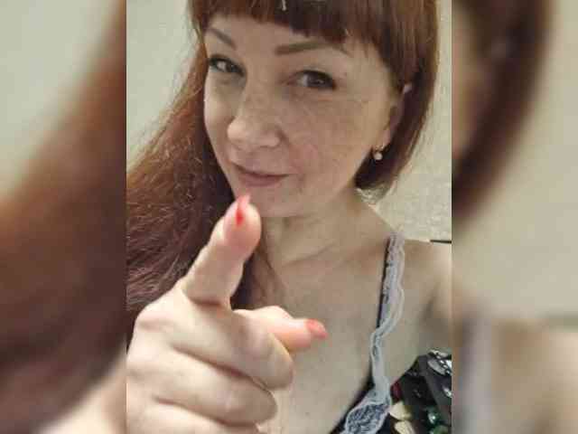 Flirt_Red webcam