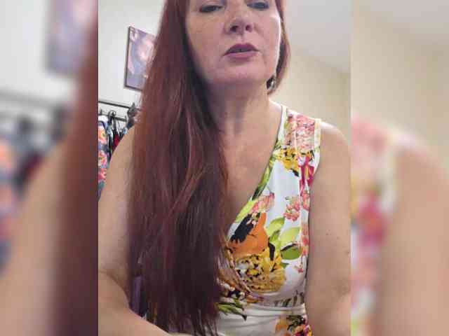 Flirt_Red webcam
