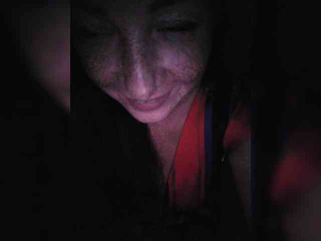 Flirt_Red webcam