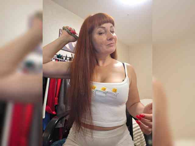 Flirt_Red webcam