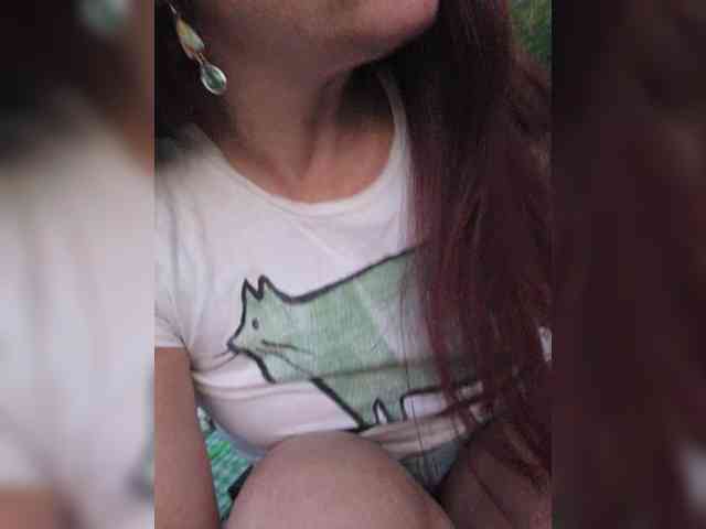 Flirt_Red webcam