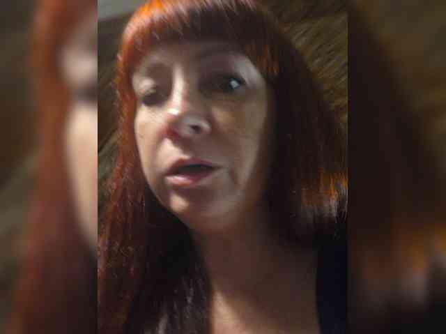Flirt_Red webcam