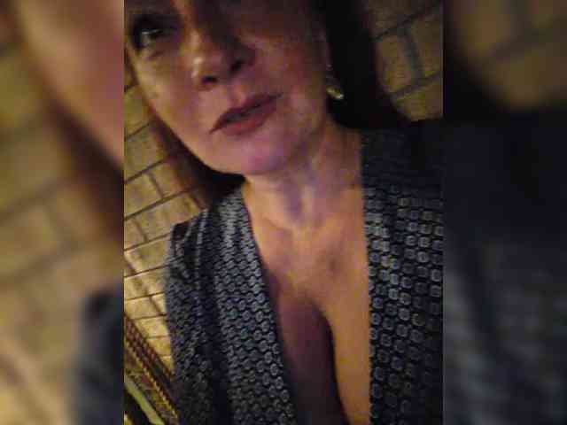 Flirt_Red webcam