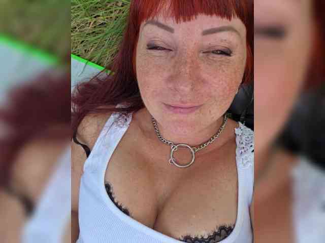 Flirt_Red webcam