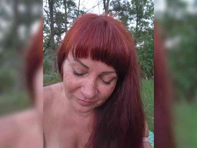 Flirt_Red webcam