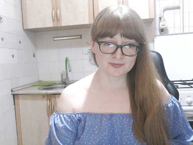 Sweety-Katie live cam on BongaCams