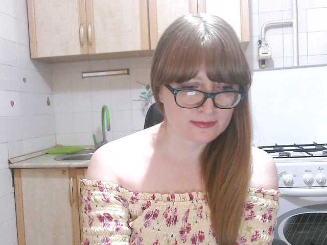 Sweety-Katie live cam on BongaCams