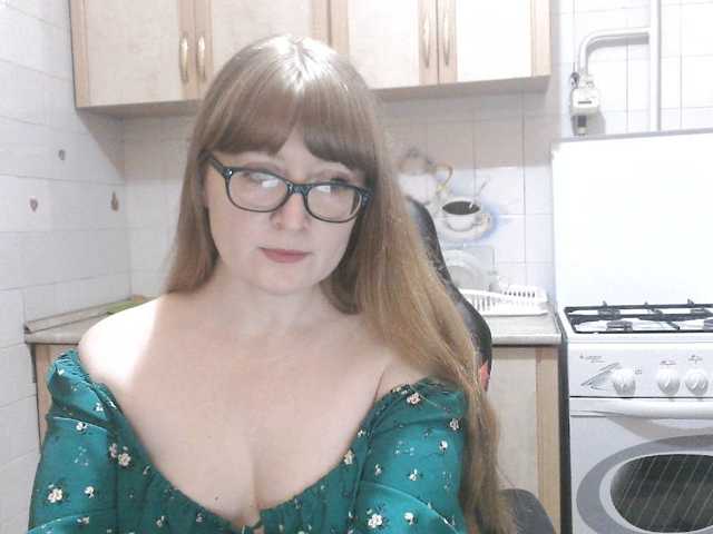 Sweety-Katie live cam on BongaCams