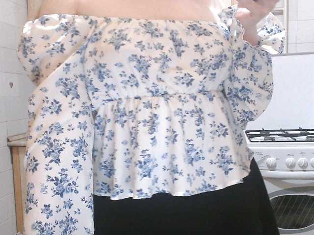 Sweety-Katie live cam on BongaCams