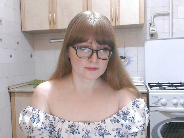 L-e-l-i-k live cam on BongaCams