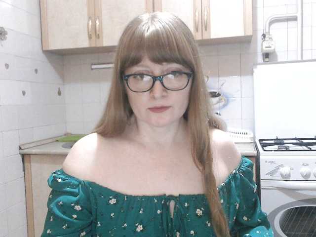 Sweety-Katie live cam on BongaCams