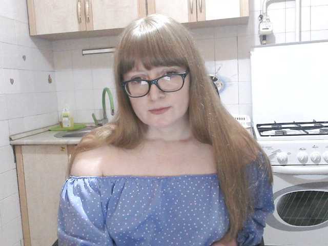 Sweety-Katie live cam on BongaCams