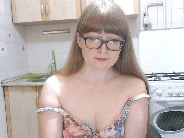 Sweety-Katie live cam on BongaCams