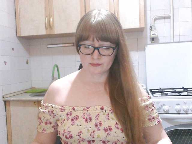 L-e-l-i-k live webcam show