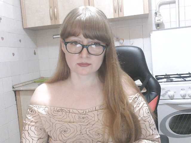 Sweety-Katie live cam on BongaCams