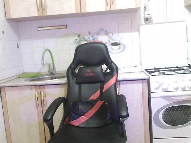 Sweety-Katie's BongaCams show and profile