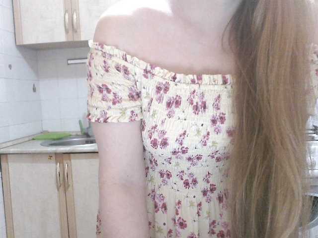 Sweety-Katie live cam on BongaCams