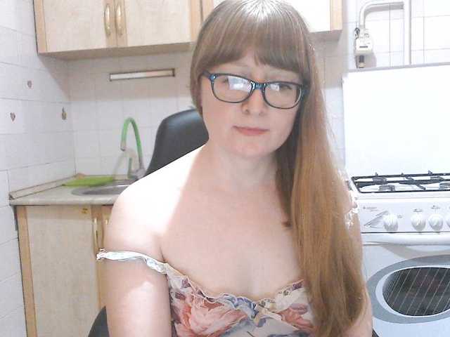 Sweety-Katie live cam on BongaCams