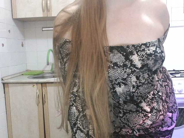 Sweety-Katie's BongaCams show and profile