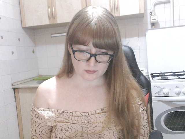 Sweety-Katie live cam on BongaCams