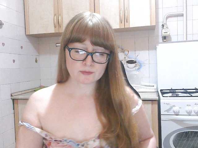 Sweety-Katie live cam on BongaCams