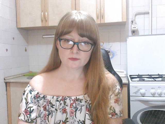 Sweety-Katie live cam on BongaCams